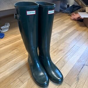 Hunter Dark Green Tall Gloss Rain Boots